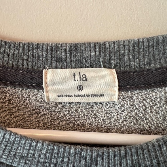 FINAL PRICE Anthropologie T.LA Sweater Top - Picture 2 of 10